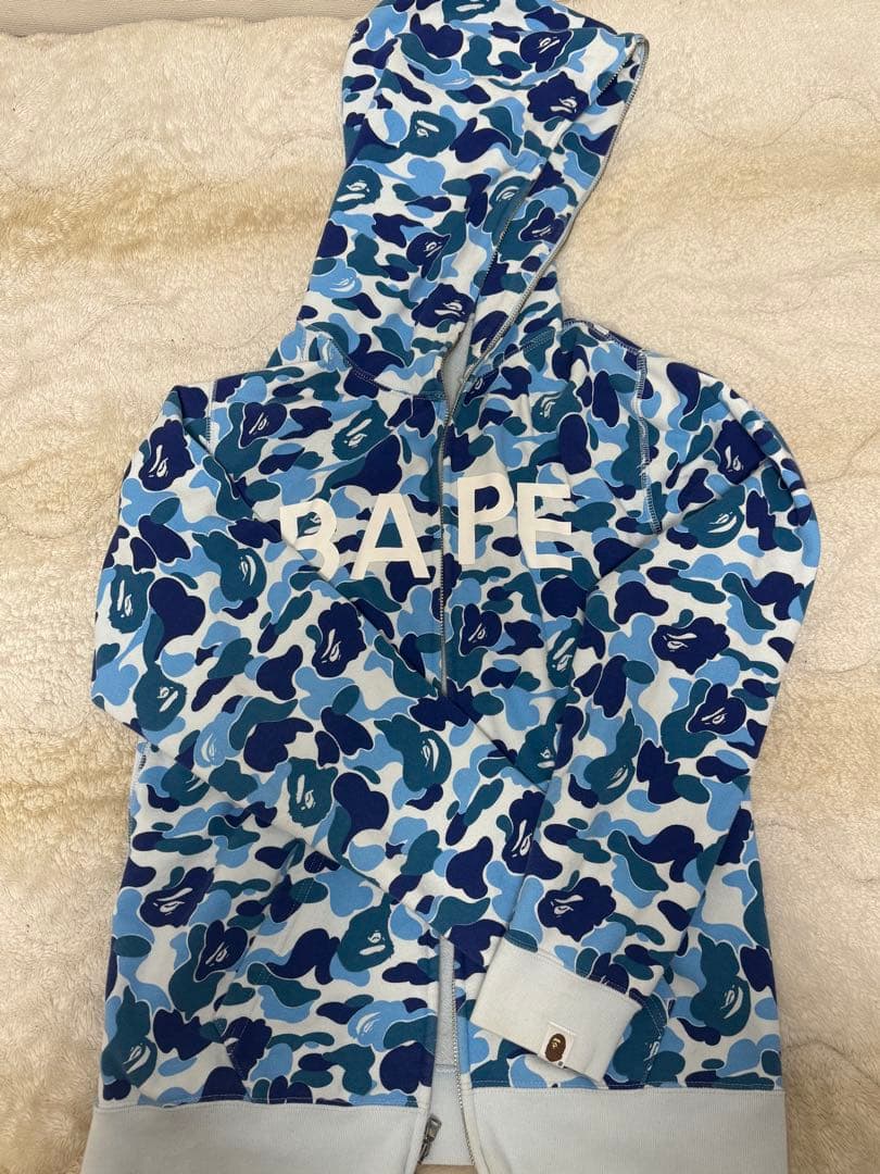 BAPEパーカー