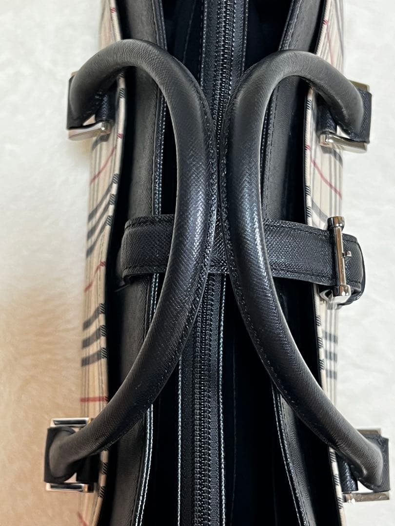 美品　バーバリー　BURBERRY　ハンドバッグ　スクエア　ノバチェック　ベルト