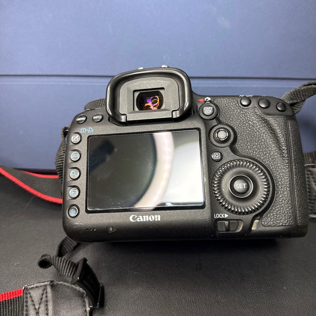 デジタルカメラ Canon EOS 5D Mark III