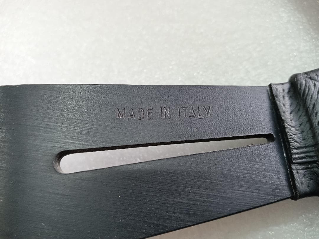 ナルディ NARDI ステアリング ハンドル ホイール 黒 赤 貴重品 3130