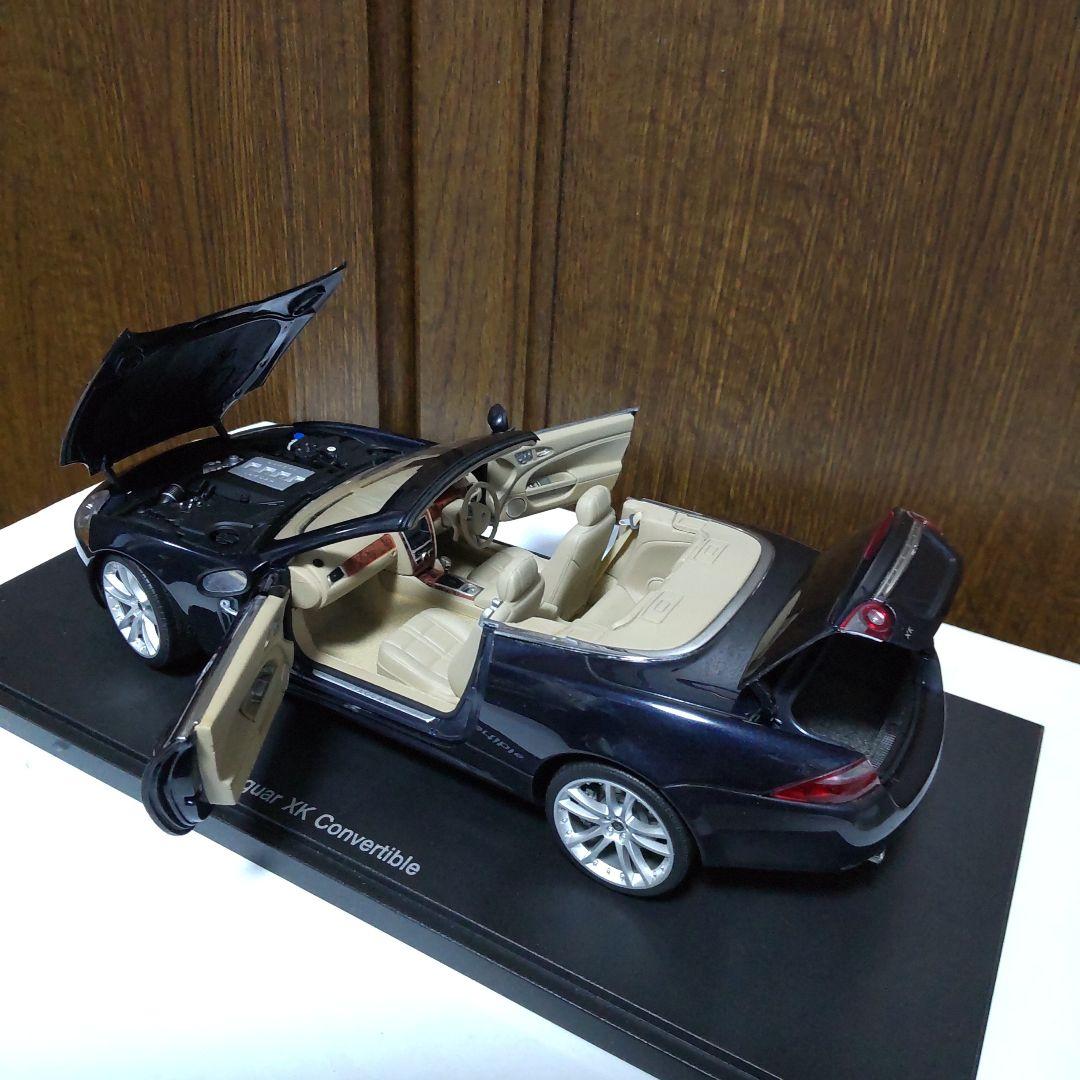 ジャガー XK コンバーチブル 2006 1/18 オートアート