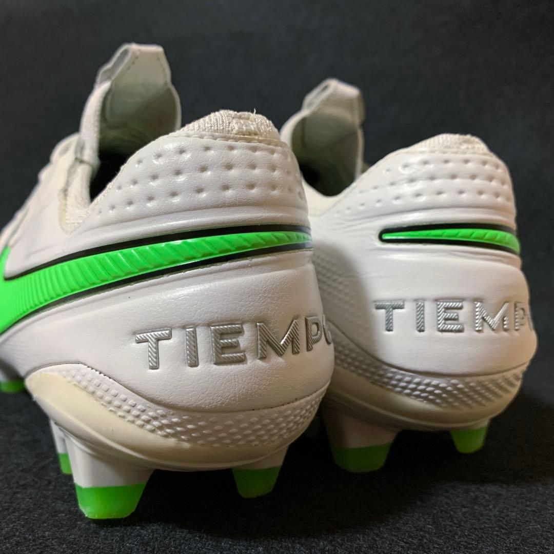 【極美品】NIKE ティエンポ レジェンド 8 エリート FG