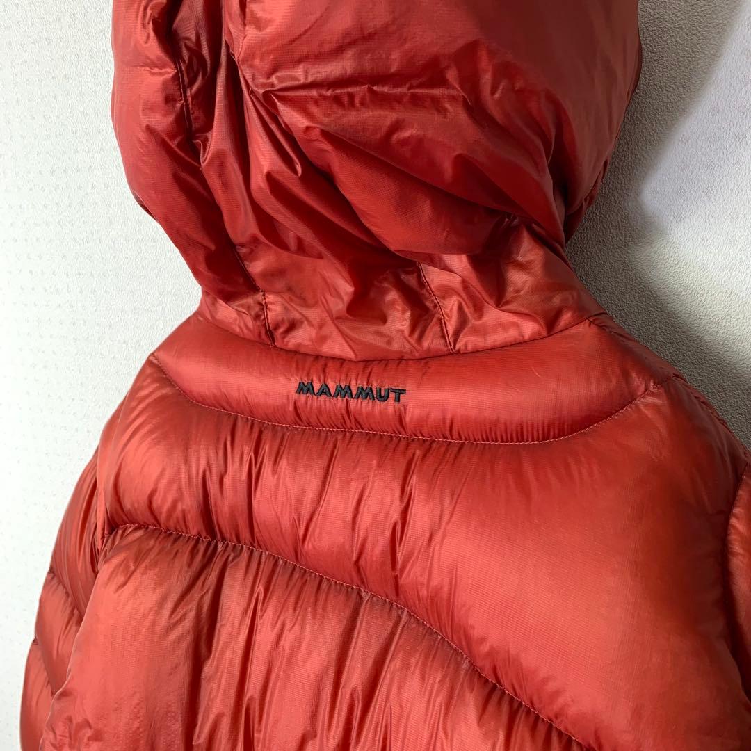 n*s様 マムート アトラスフーデッドダウンジャケット ダウンパーカ レッド系