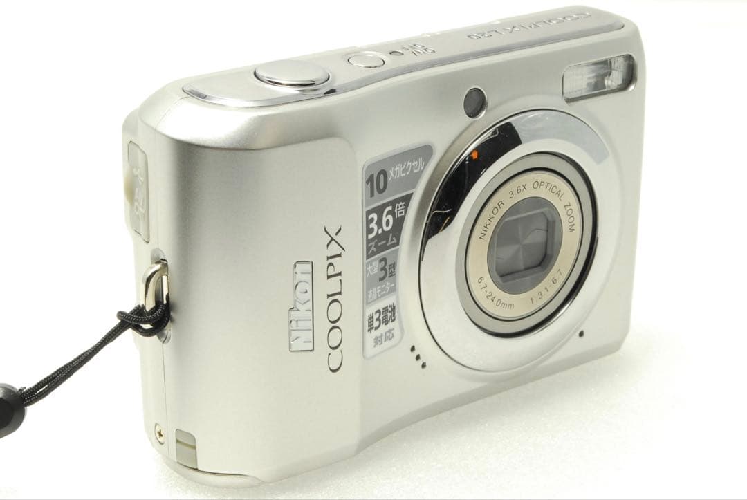 yちゃん 様フォロー割_Nikon COOLPIX L20 ❤️シルバー ニコン