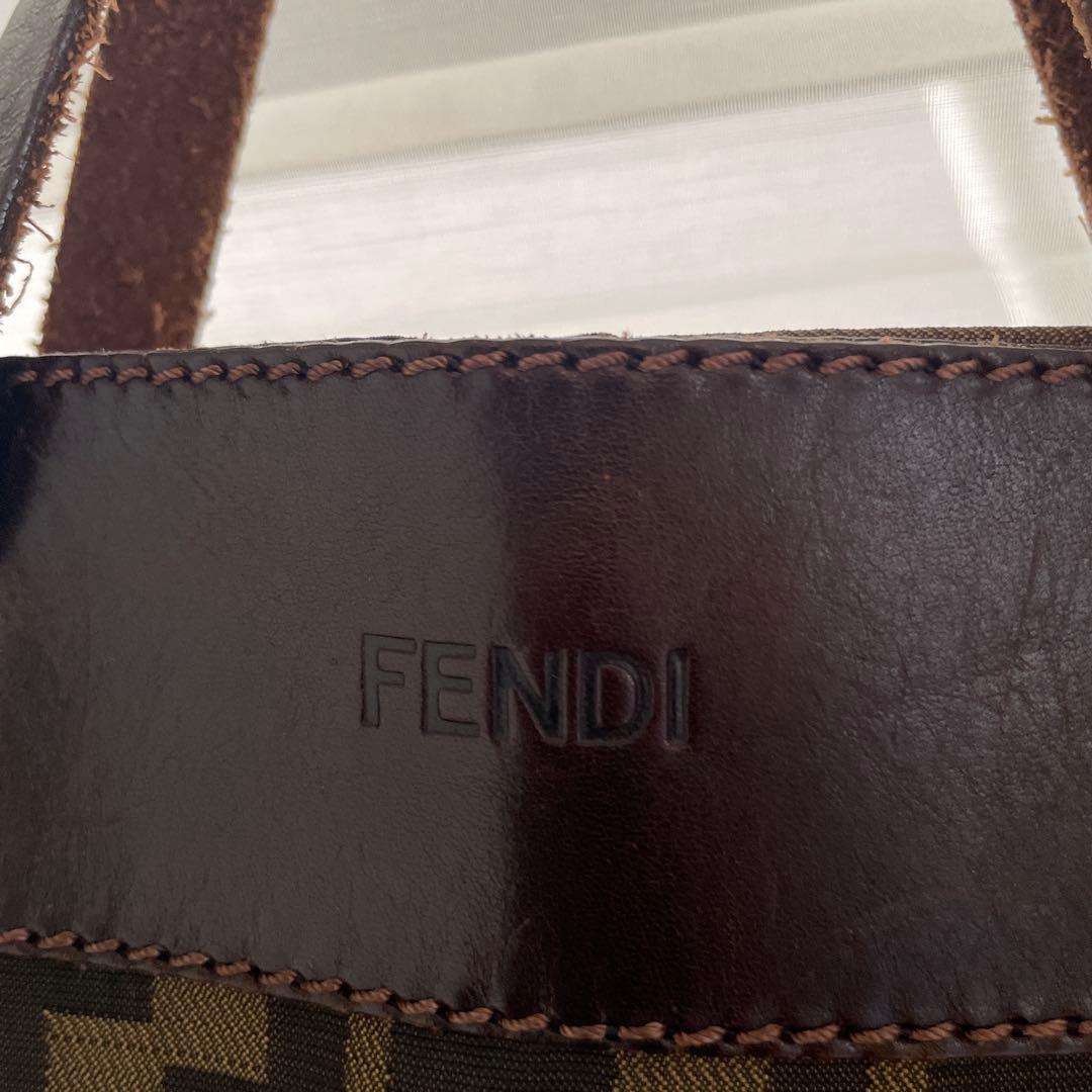 ✨良品✨FENDI フェンディ トートバッグ ズッカ柄 ナイロン 本革 ブラウン
