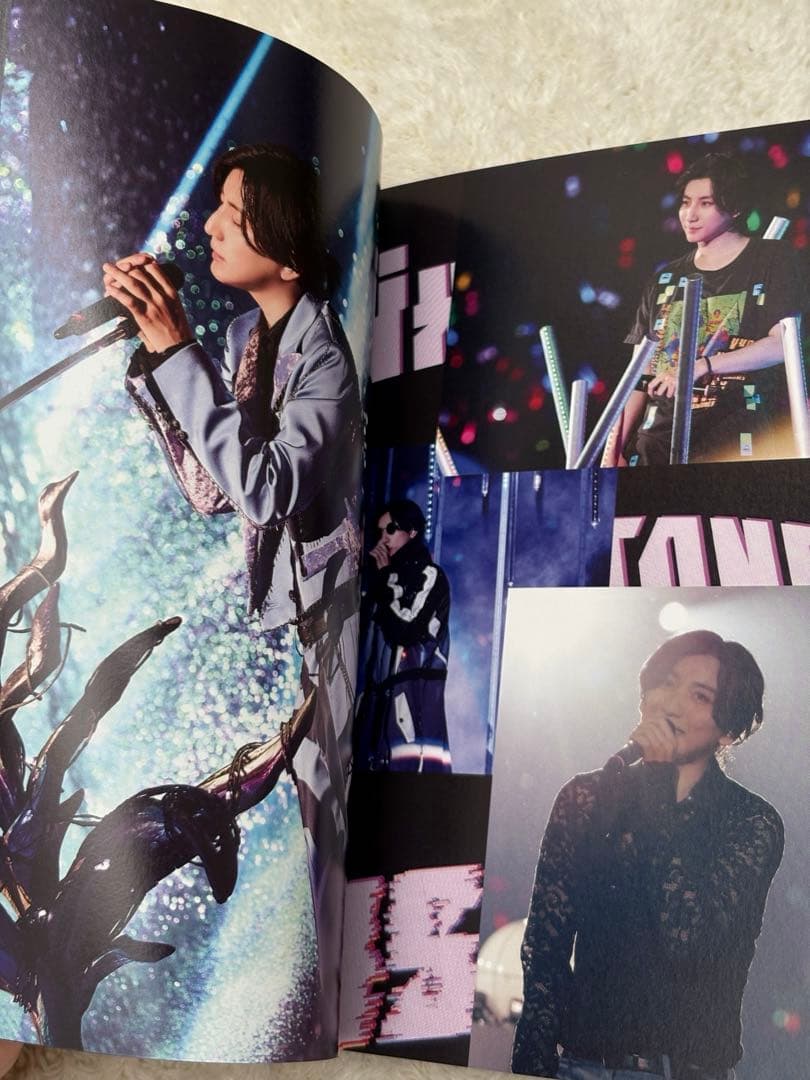 美品　SIXTONES LIVE DVD VVS 初回盤　フォトブック付