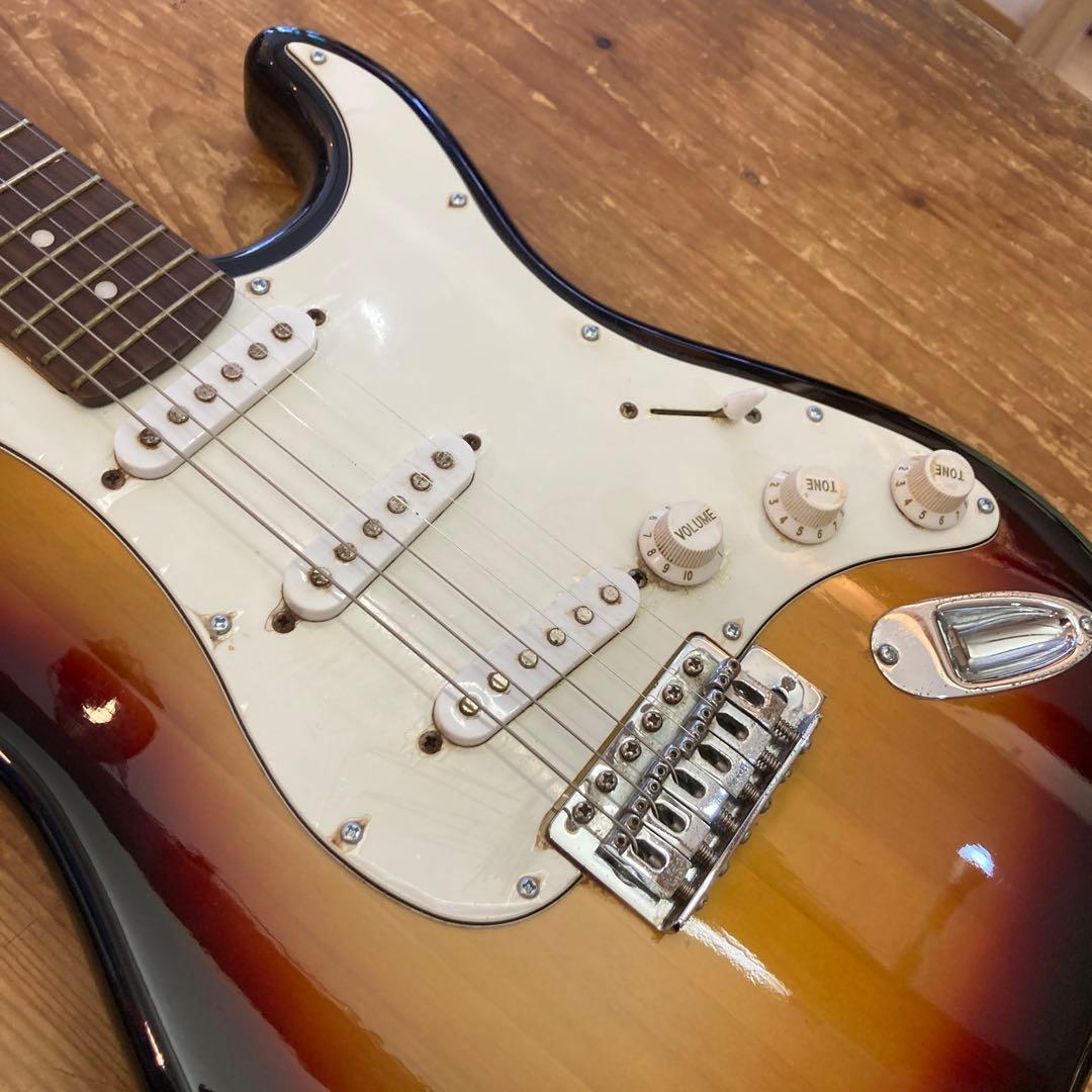 Photo Genius ストラトキャスター サンバースト