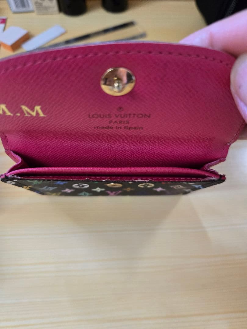 値下げ中‼【超美品】ルイヴィトン モノグラムマルチカラー カードケース 正規品