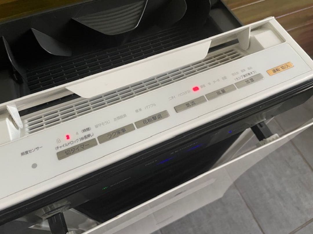 美品■PanasonicパナソニックF-VC70XM/加湿空気清浄機■ナノイー