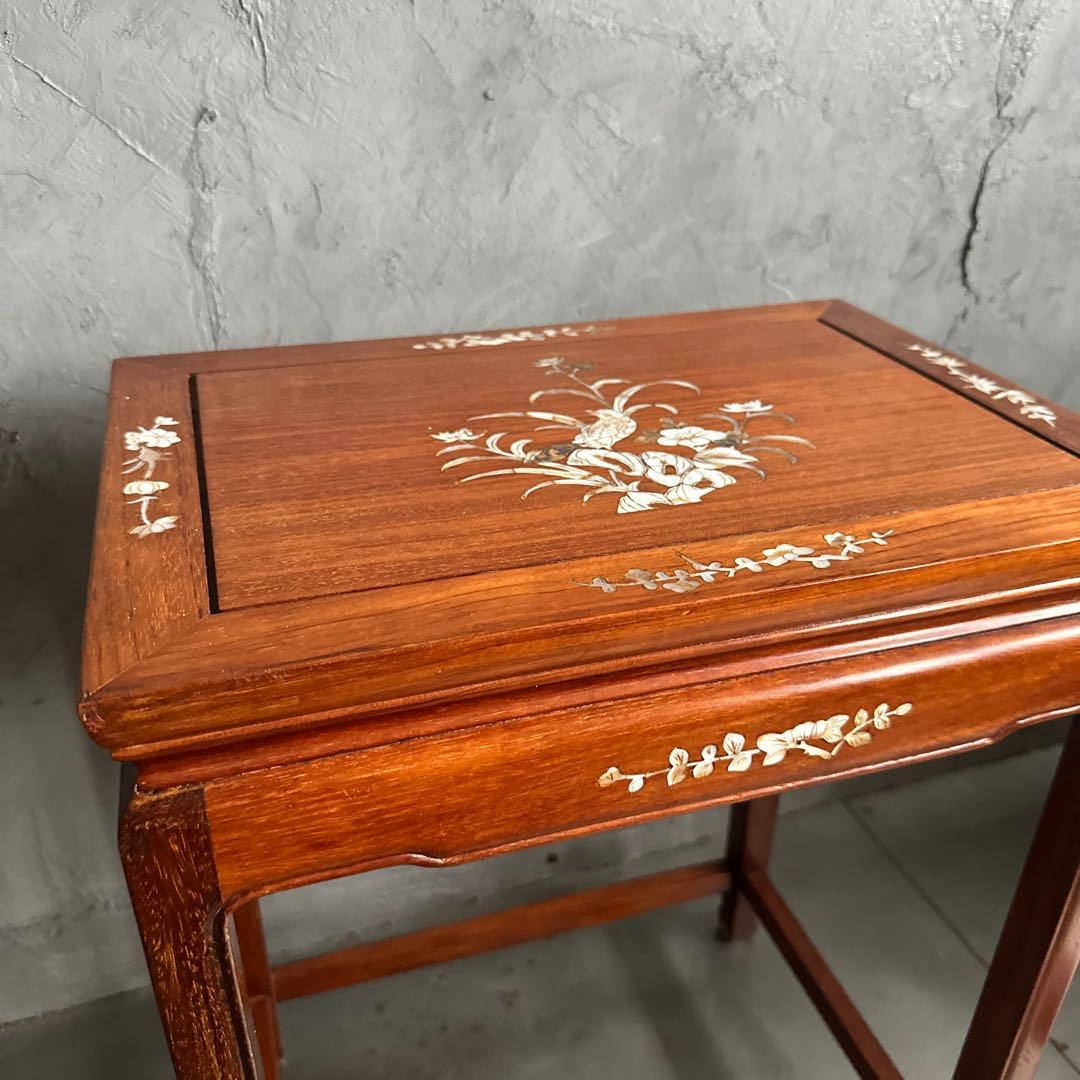 瞬間的お値下げ❣️木製サイドテーブル 貝殻装飾