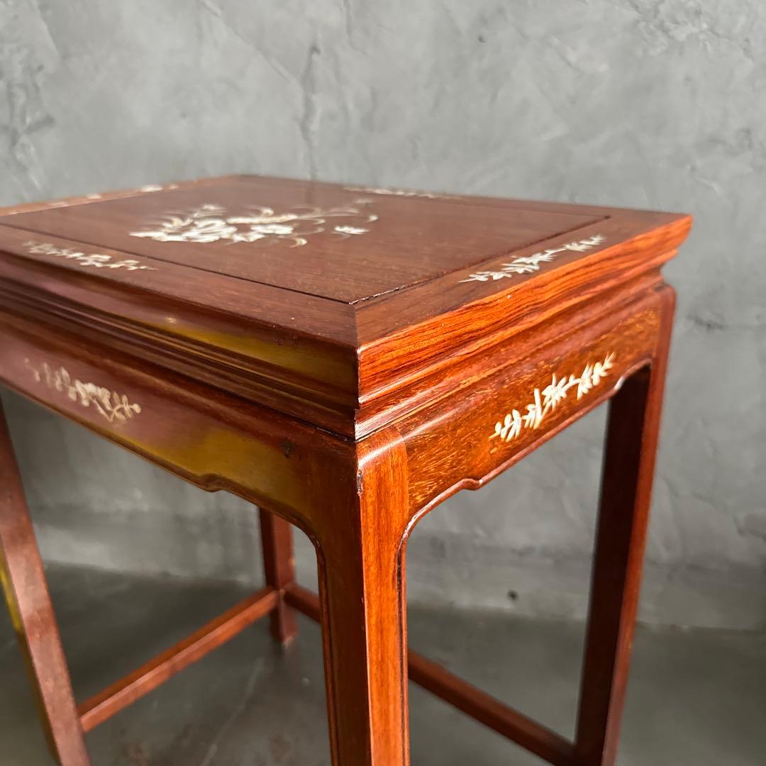 瞬間的お値下げ❣️木製サイドテーブル 貝殻装飾