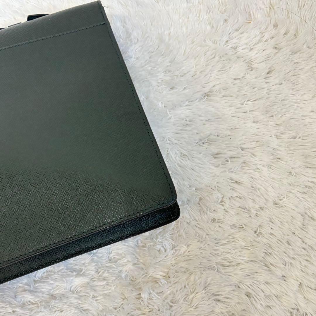 極美品 LOUIS VUITTON ルイヴィトン M30074 鍵付き エピセア