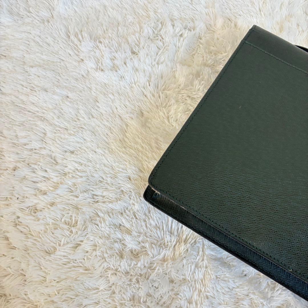 極美品 LOUIS VUITTON ルイヴィトン M30074 鍵付き エピセア