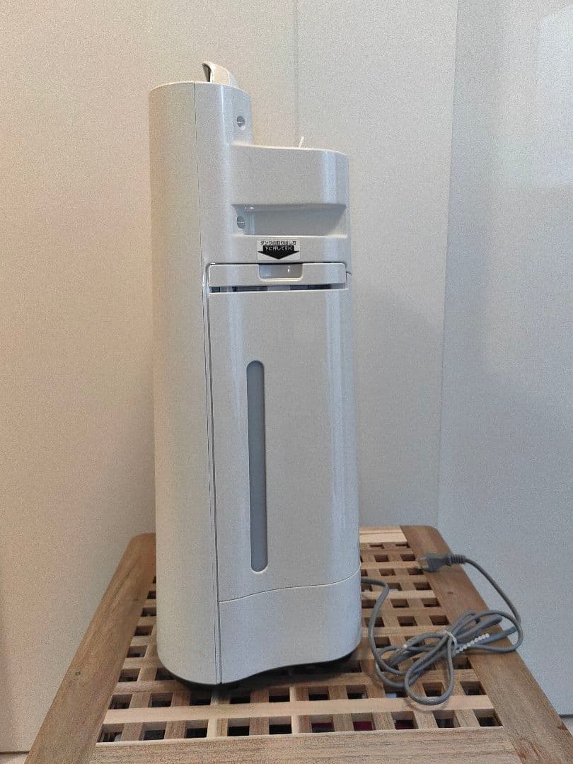 シャープ 加湿空気清浄機 KC-T50-W 2025年製 動作確認済み