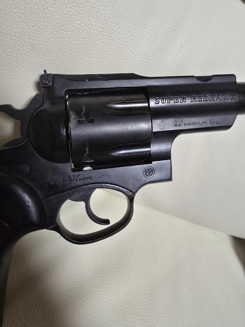 RUGER スーパーレッドホークガスリボルバー 6発装填