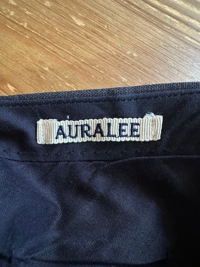 パンツ AURALEE BLUEFACED WOOL NARROW SLACKS