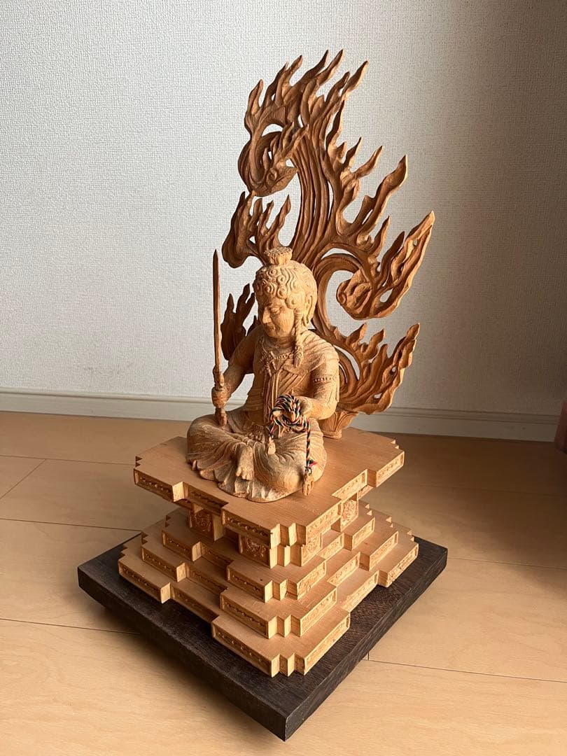 木製仏像 高さ約45cm