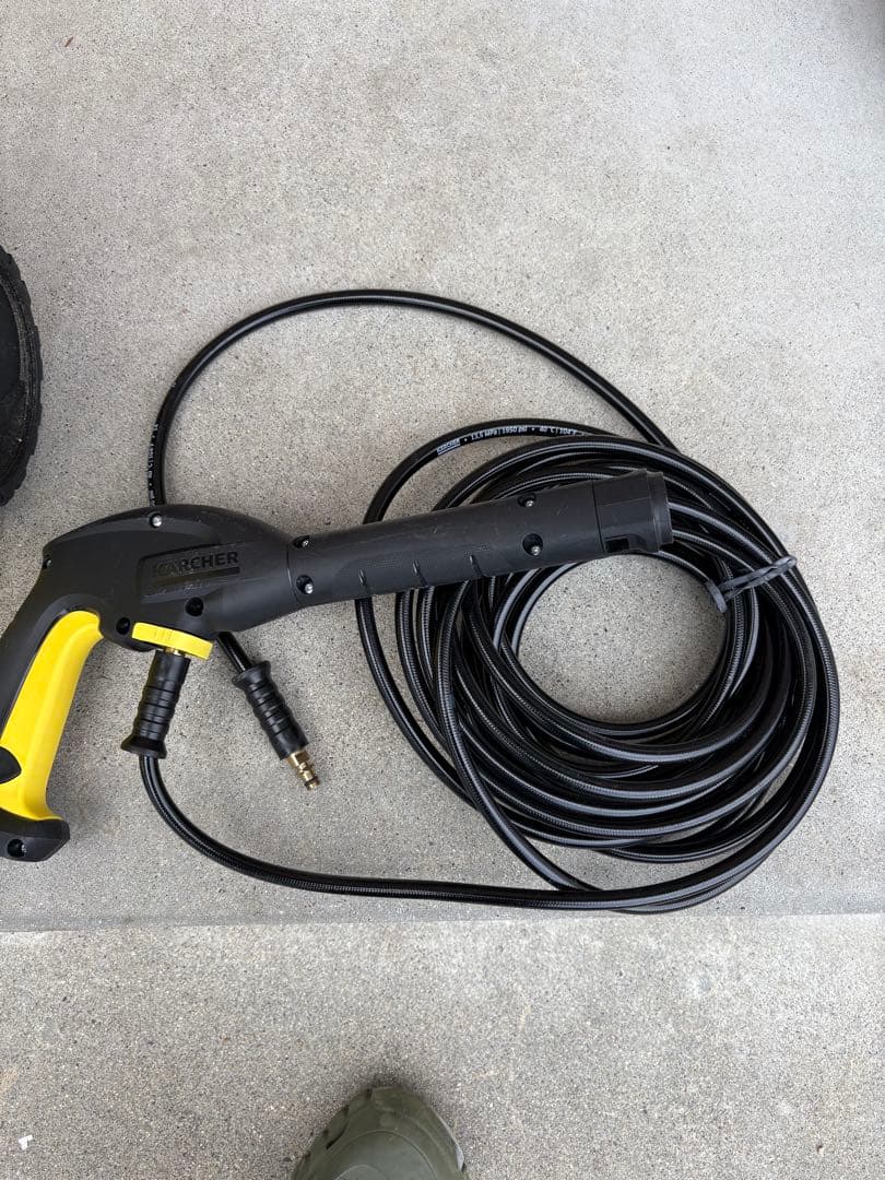高圧洗浄機ケルヒャーK3 と　バキュームクリーナー