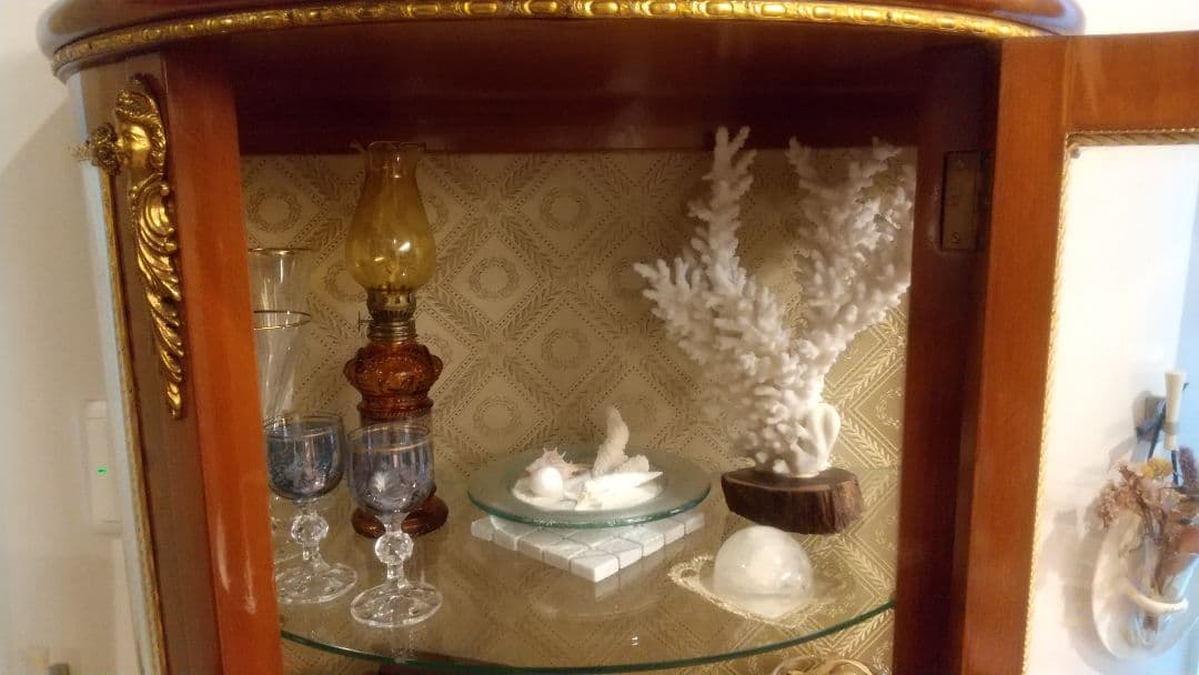 【高級輸入家具①】スペイン製 ガラスキャビネット キュリオケース ショーケース