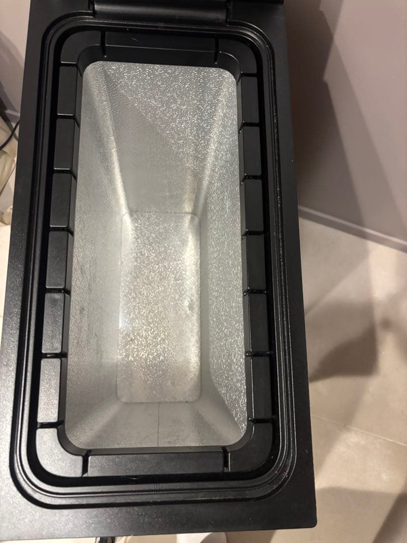 冷やすゴミ箱　clean box