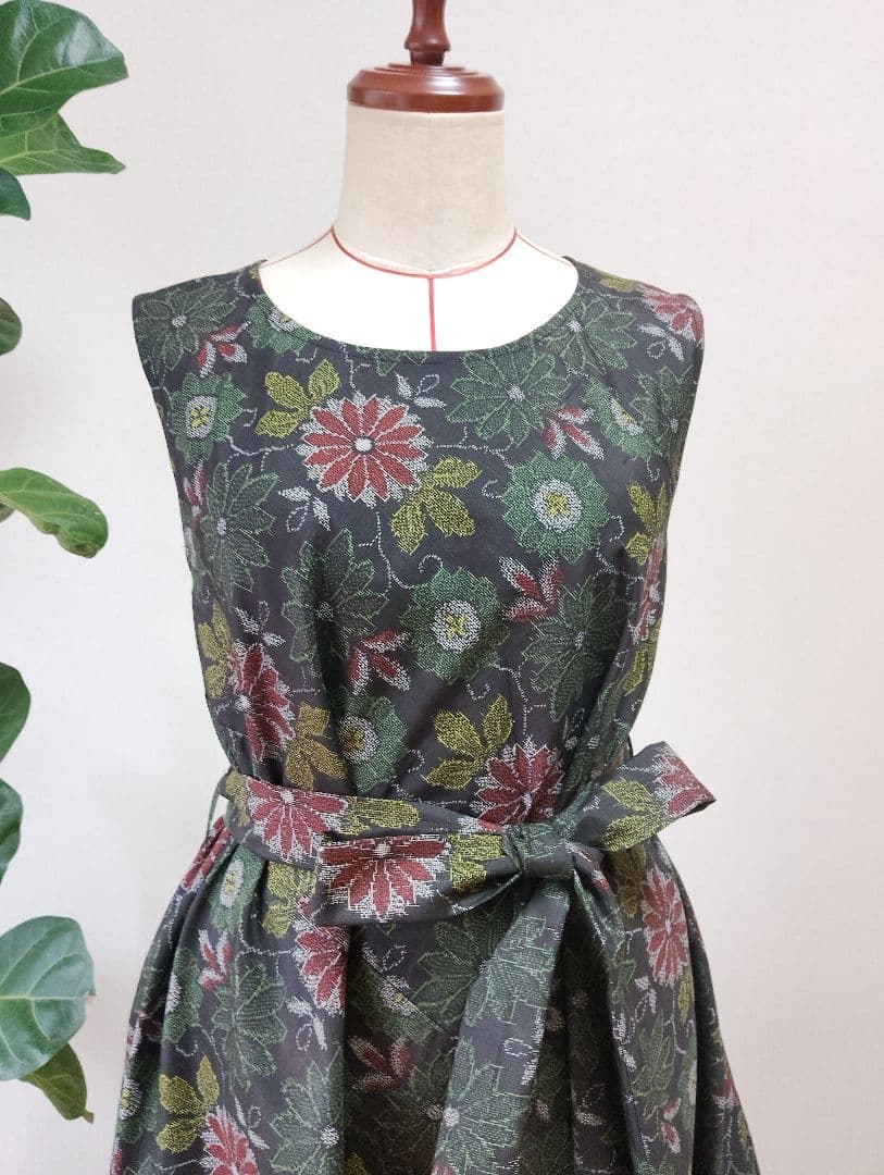 着物リメイク❉大島紬フレアーワンピース花柄❉ストールリボン2本付き正絹❉