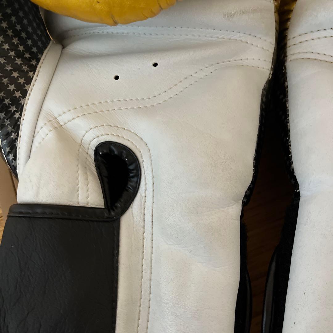 TOP KINGボクシンググローブ 14oz ゴールド/ブラックヘッドギアセット