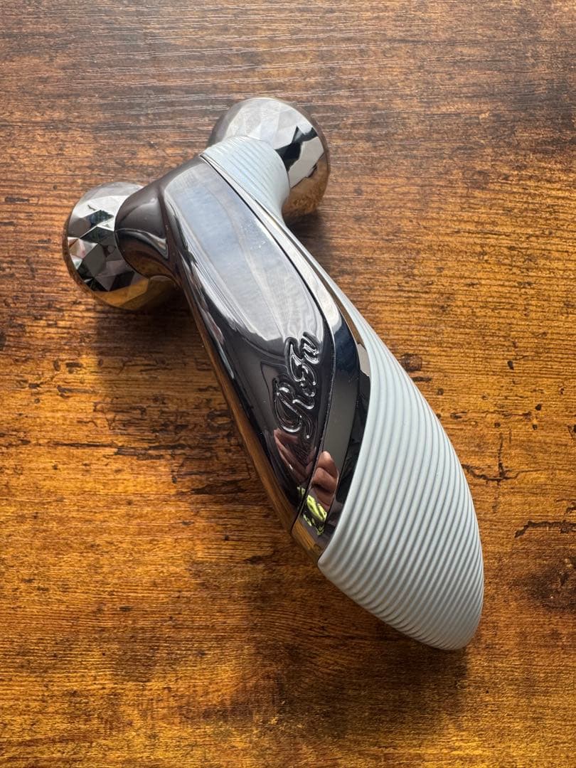 ReFa リファカラットリフト EMS