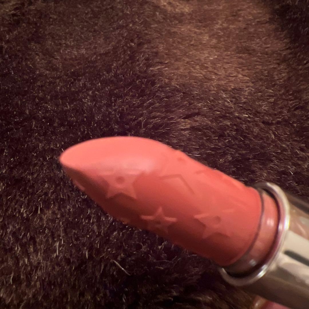 Dior ディオール　2025ホリデーコレクション　シークイン　グロス　口紅