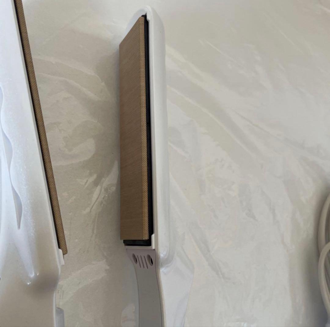 KINUJO　LM225　ストレートヘアアイロン　絹女　パールホワイト