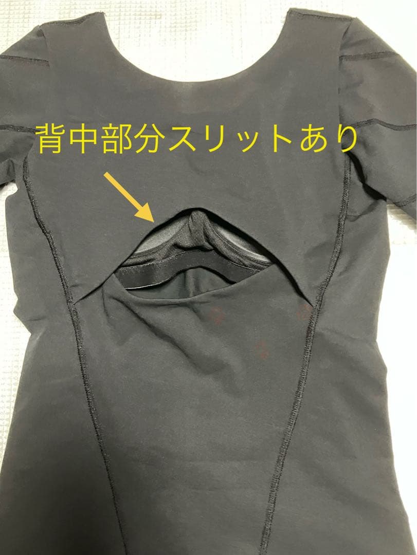 【未使用】LAVAパーフェクトフォームトップスＬボディスーツ引き締めリントスル