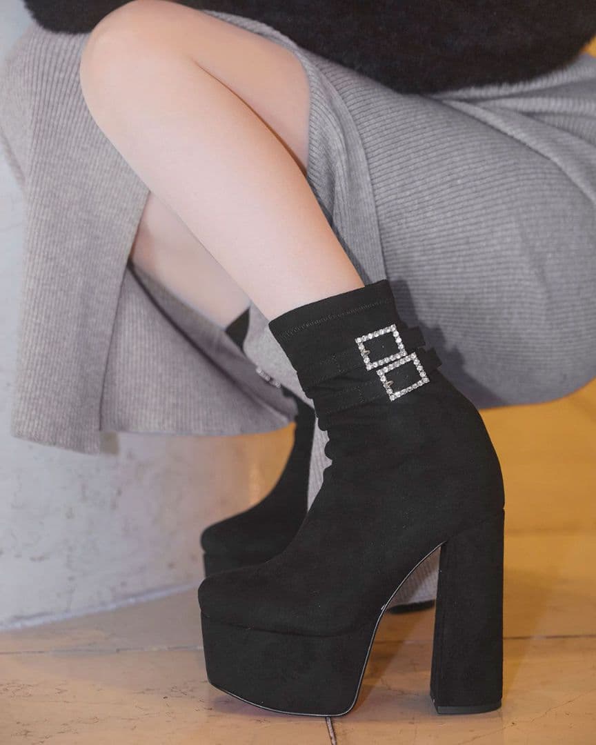 ミシェルマカロン　13cm♡きらきらベルトショートブーツ 　Lサイズ