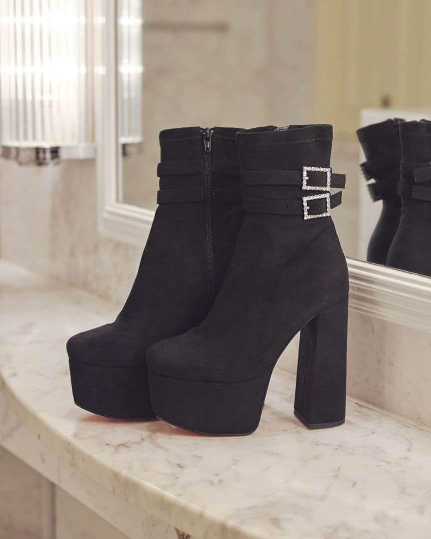 ミシェルマカロン　13cm♡きらきらベルトショートブーツ 　Lサイズ