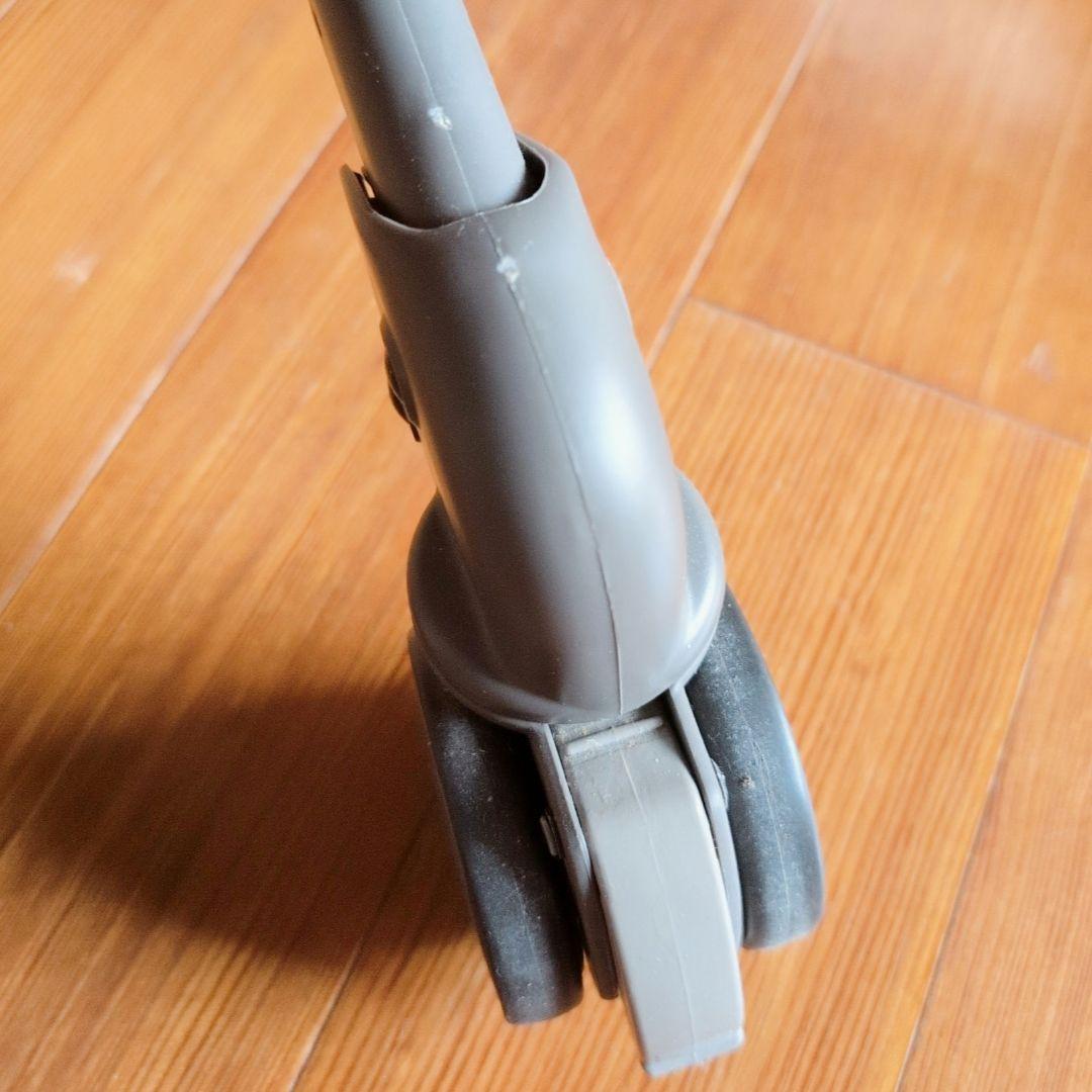 Combi コンビ ネムリラ AUTO SWING BEDi ベージュ 値引あり