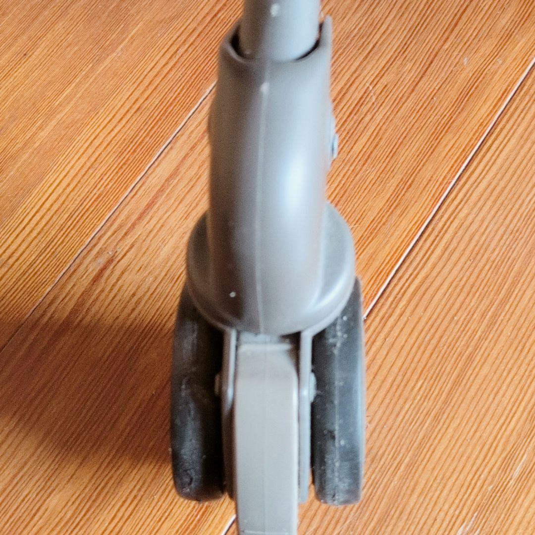 Combi コンビ ネムリラ AUTO SWING BEDi ベージュ 値引あり