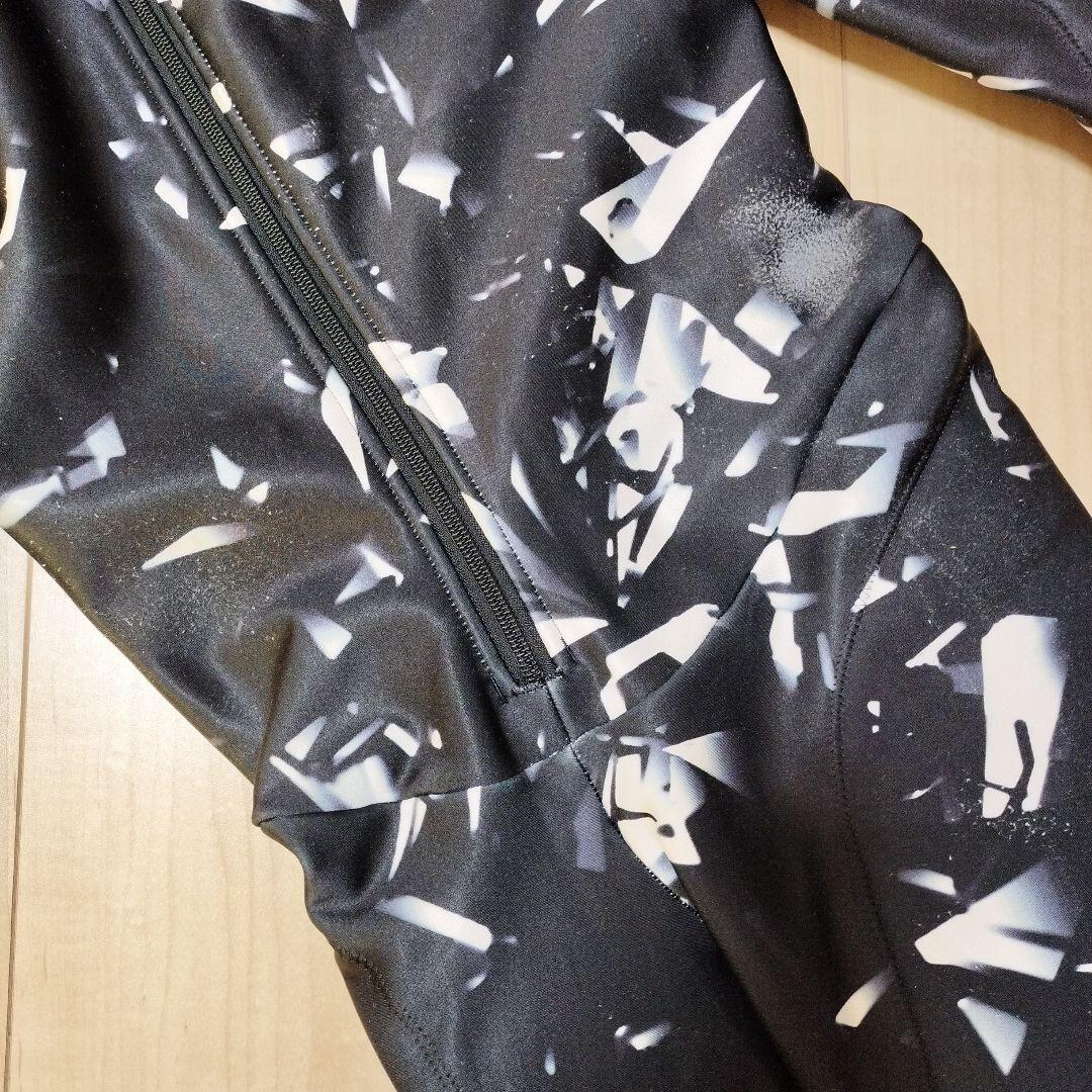 OGASAKAとDESCENTEのコラボ商品／ワンピース＆ハーフパンツのセット