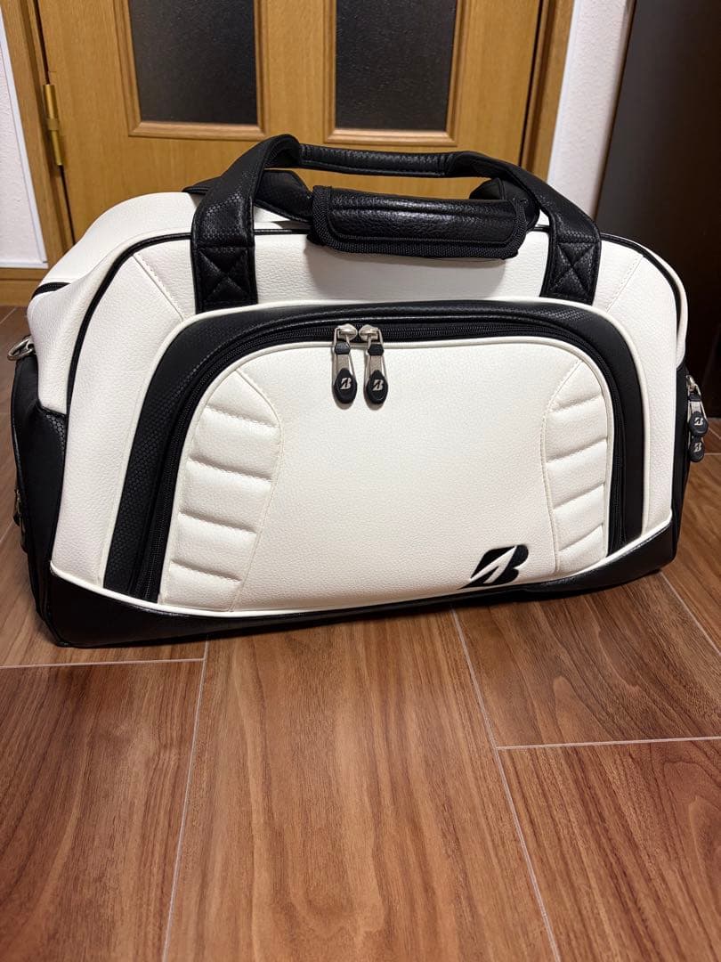 ブリヂストン　ゴルフボストンバック