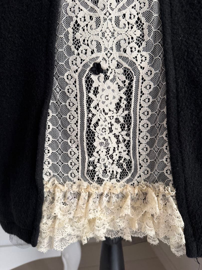 アミティエ ☆ふっくら起毛でレーシーなワンピース☆ブラック