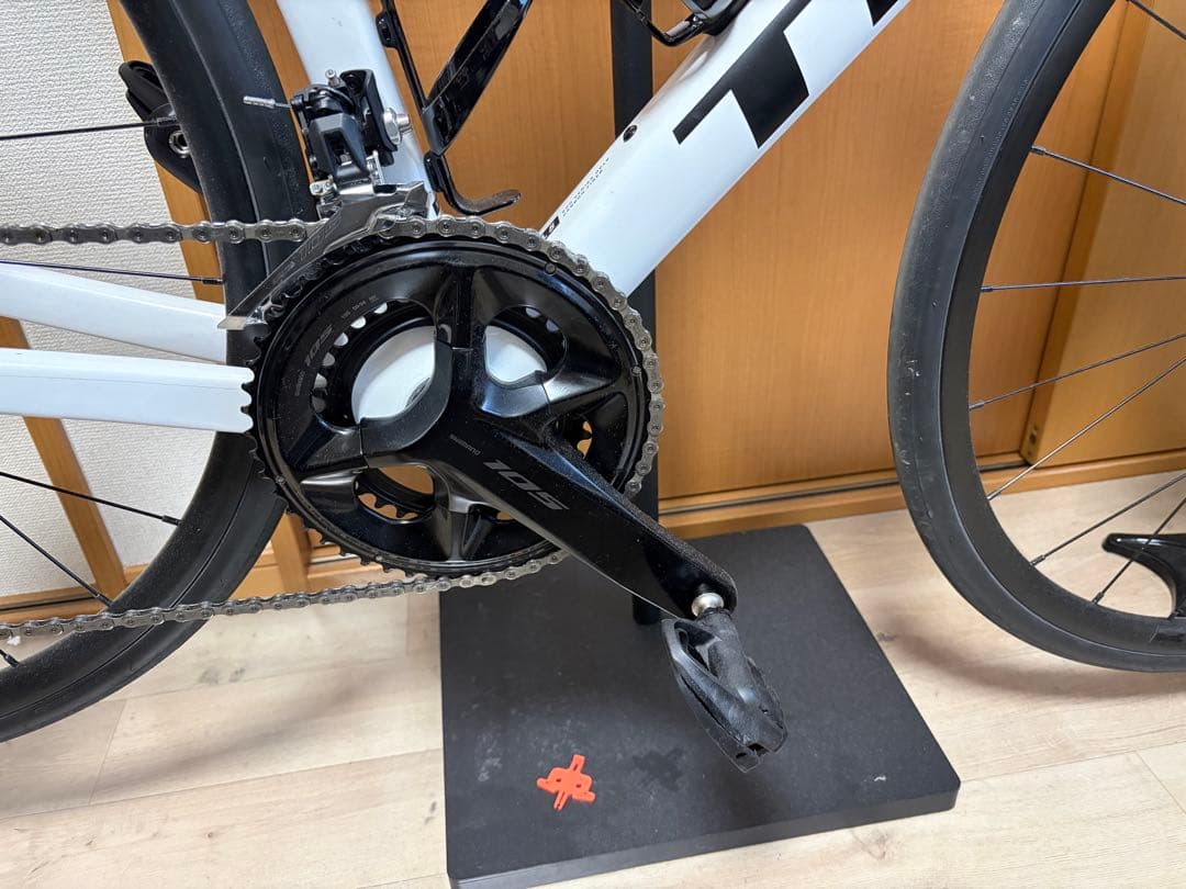 自転車本体 TREK Madone SL 5 Gen 8