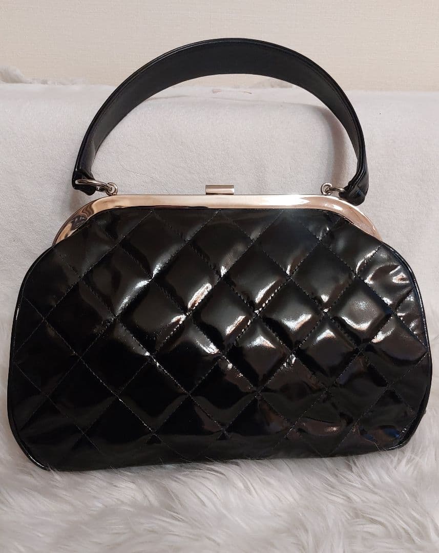 CHANEL 黒 ハンドバッグ