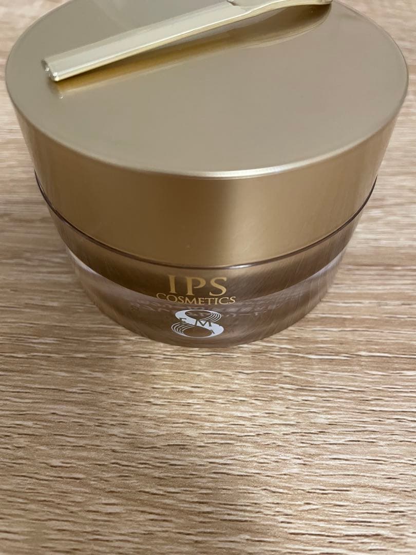 IPS 8プレミアムクリーム スパチュラ付き