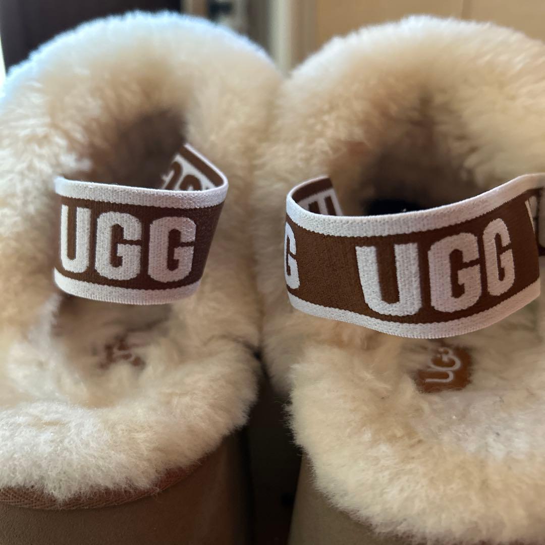 UGG Funkette ファンケットサンダル　25cm