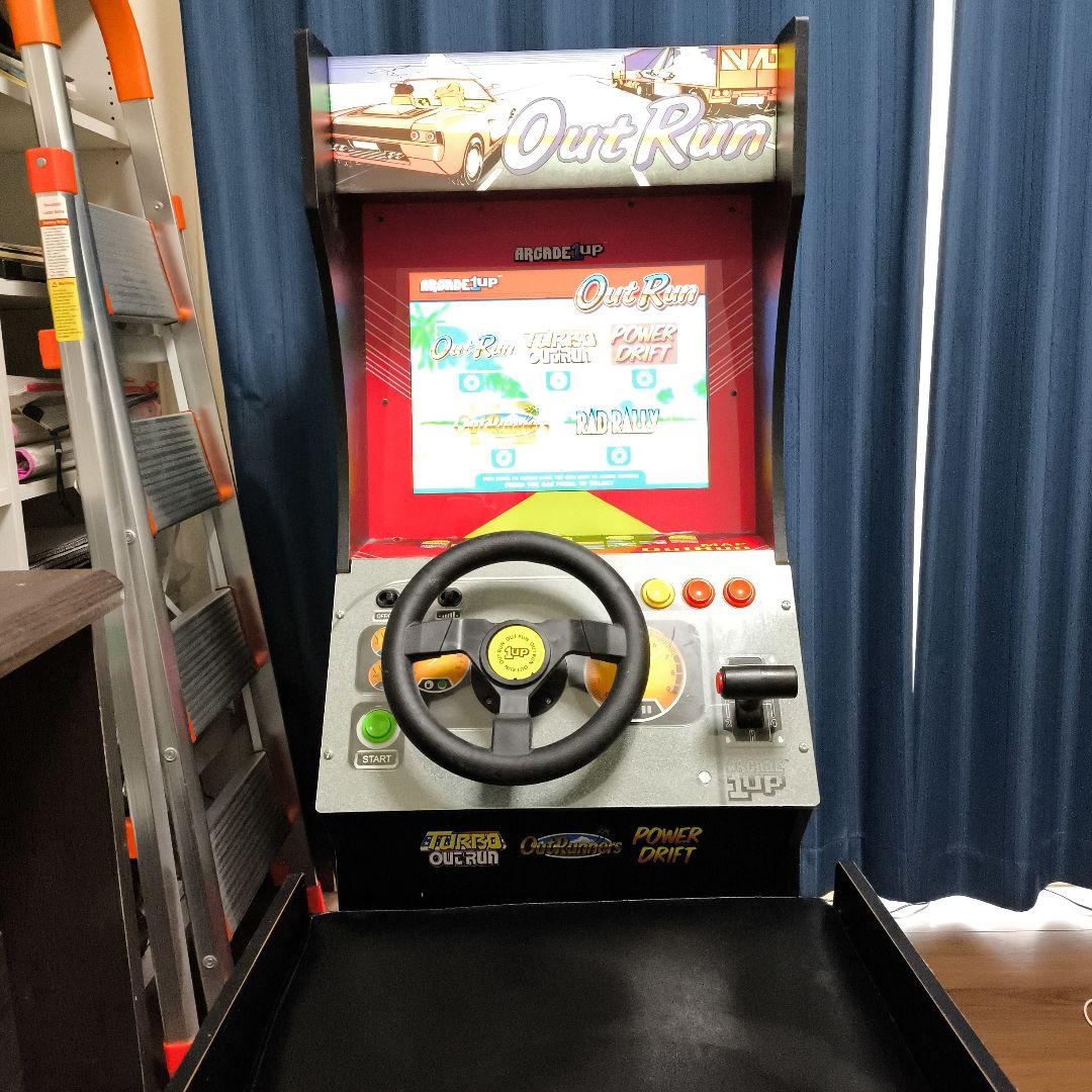 ARCADE 1UP OutRun　本体