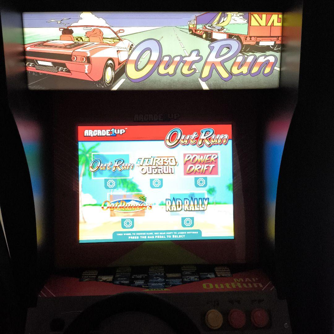 ARCADE 1UP OutRun　本体