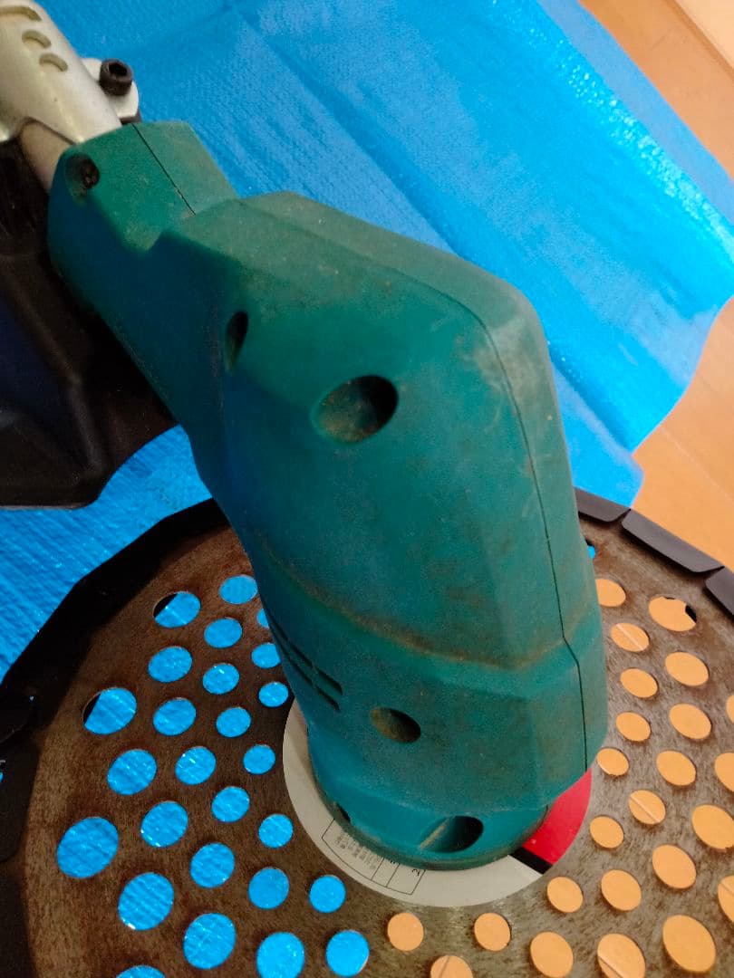 マキタ makita 充電式草刈機 MUR182UD 草刈り機