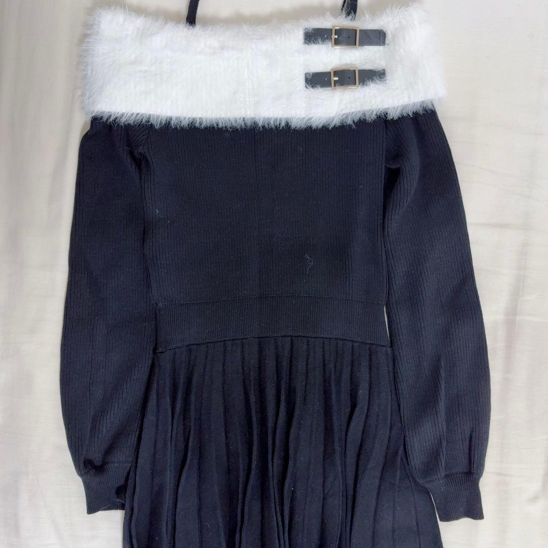 LIP SERVICE フェザーオフショルプリーツニット ワンピース