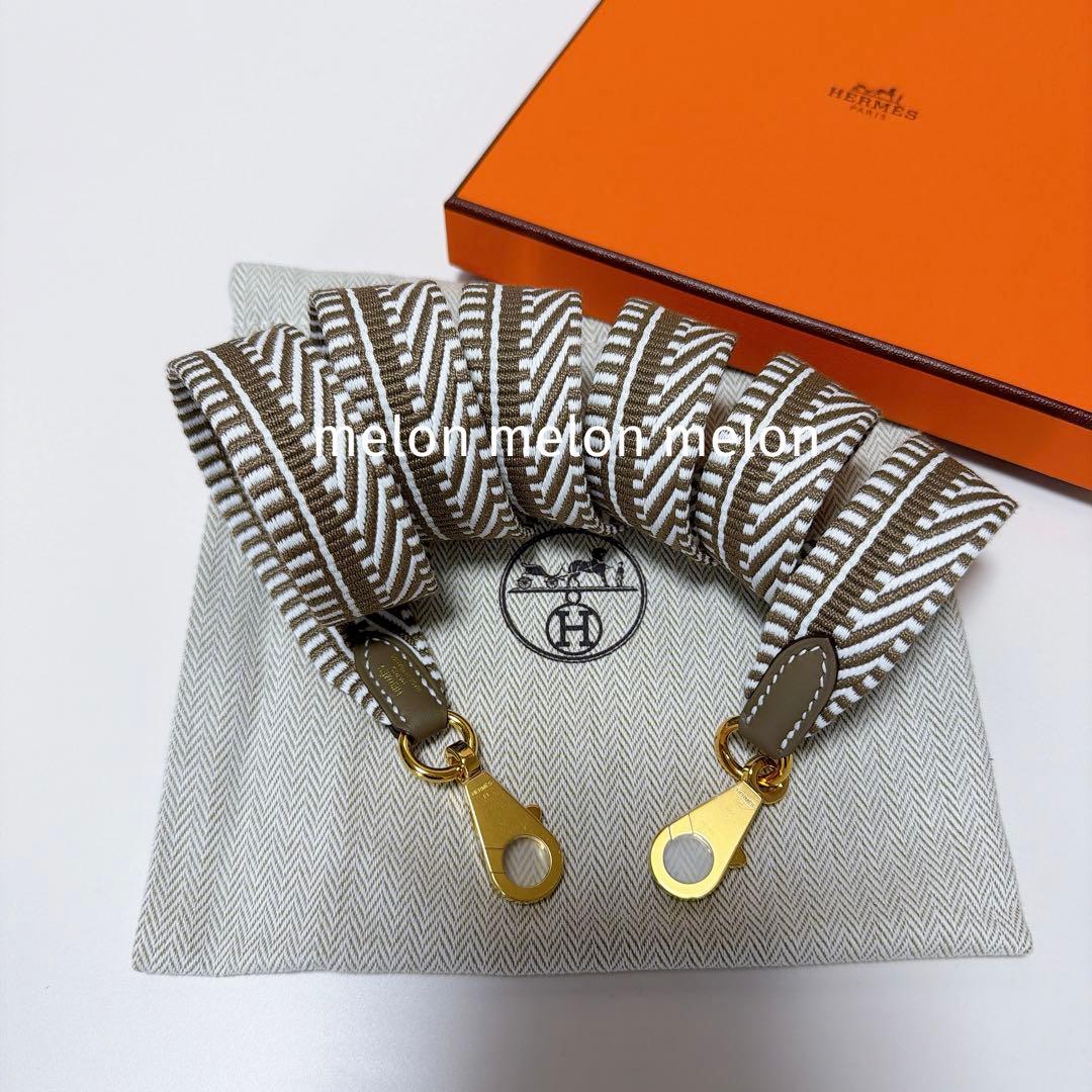 新品未使用★HERMES エルメス バンドリエール サングル エトープ105