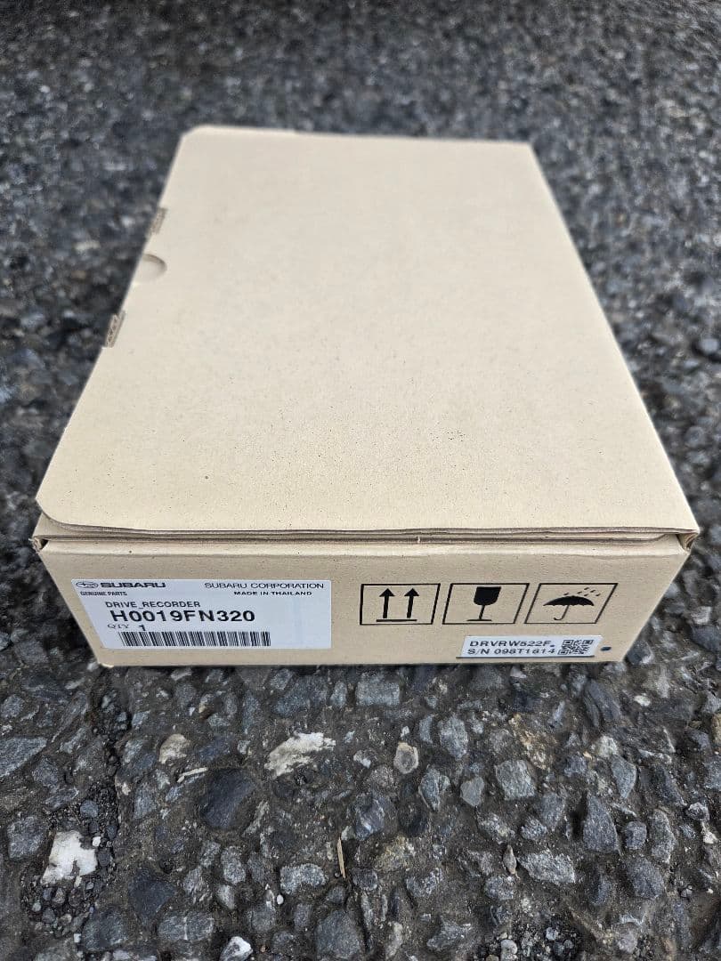 スバル純正　リヤドライブレコーダー　新品未使用