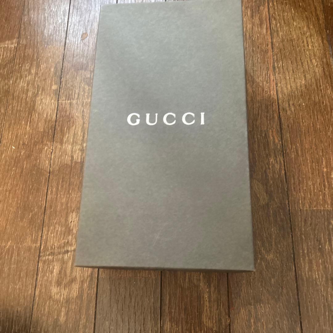 グッチのローファー