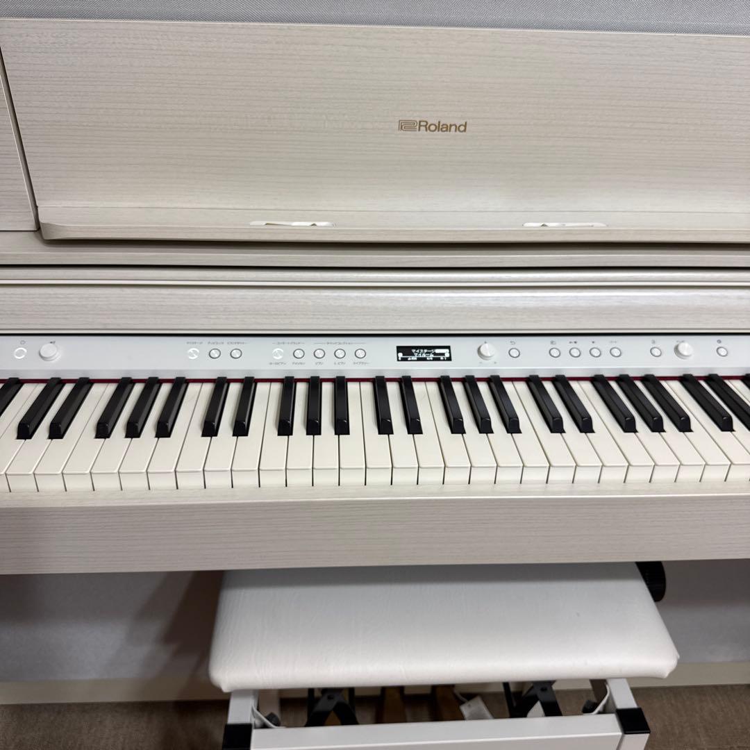 電子ピアノ LX706GP 白【椅子、遮音カーペット、ヘッドホン付】