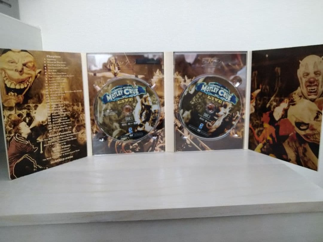 【希少】MOTLEY CRUE CARNIVAL OF SINS 海外版